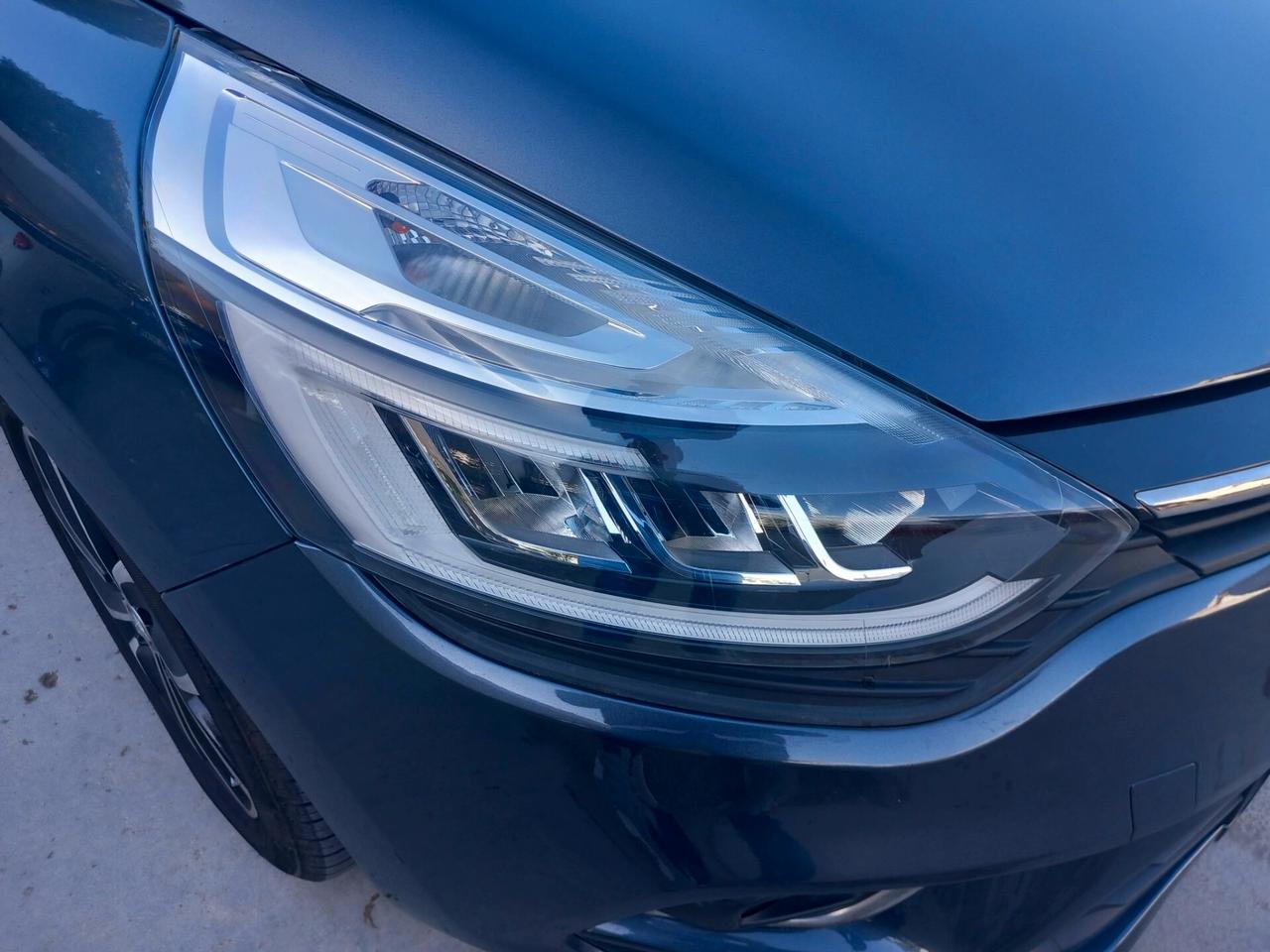 Renault Clio dCi 8V 75 CV 5 porte Moschino Intens km 95500 NAVI LED RETROCAMERA SENSORI PELLE