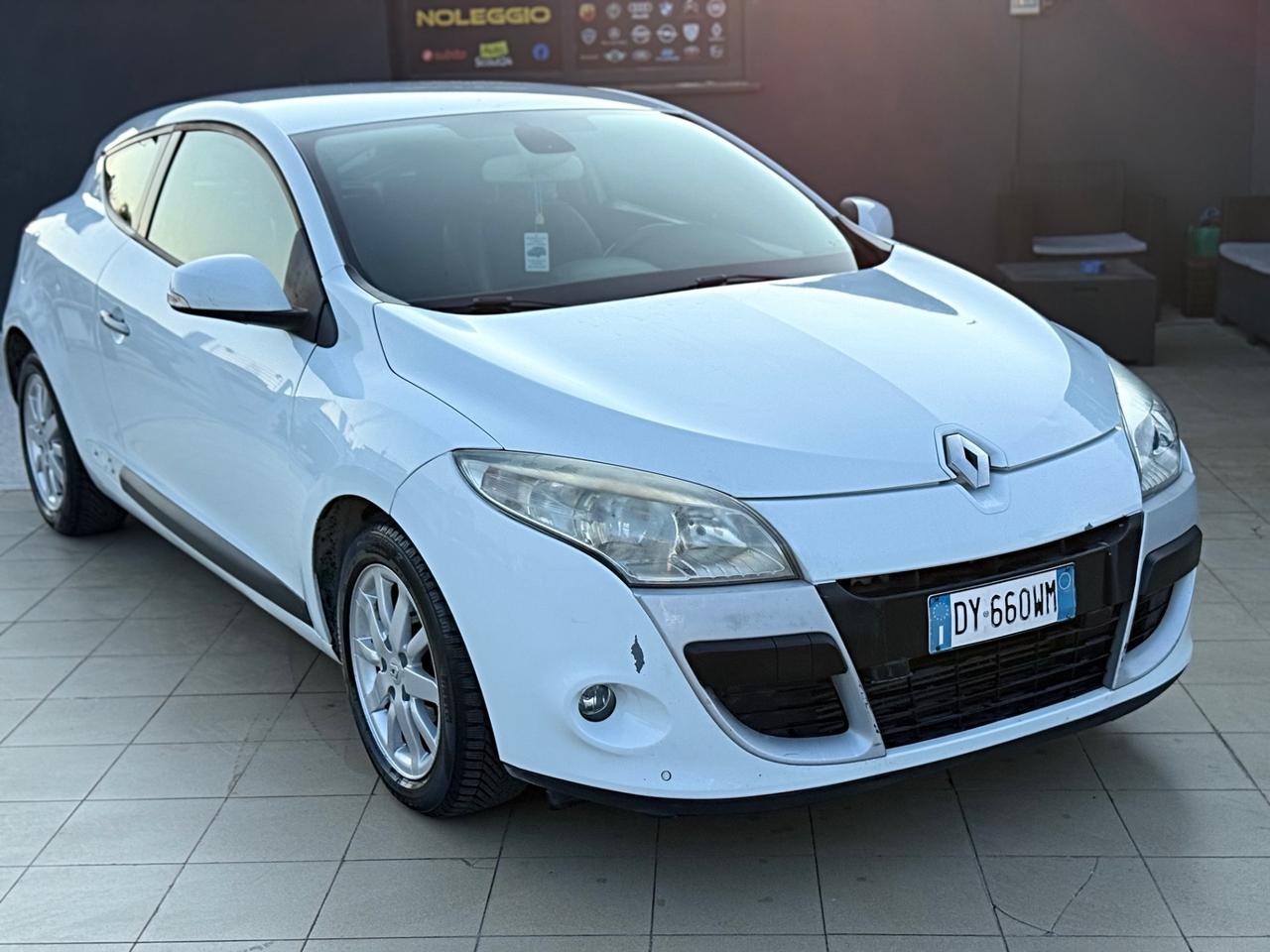 Renault Megane Mégane Coupé 1.5 dCi 110CV Luxe