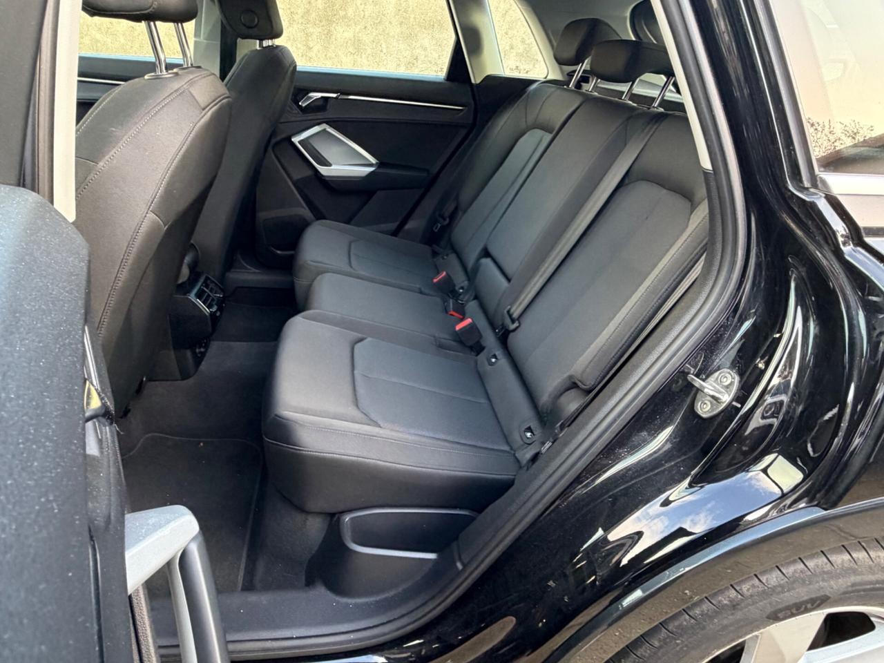 Audi Q3 2.0TDI 150cv S tronic Business Advanced 2022