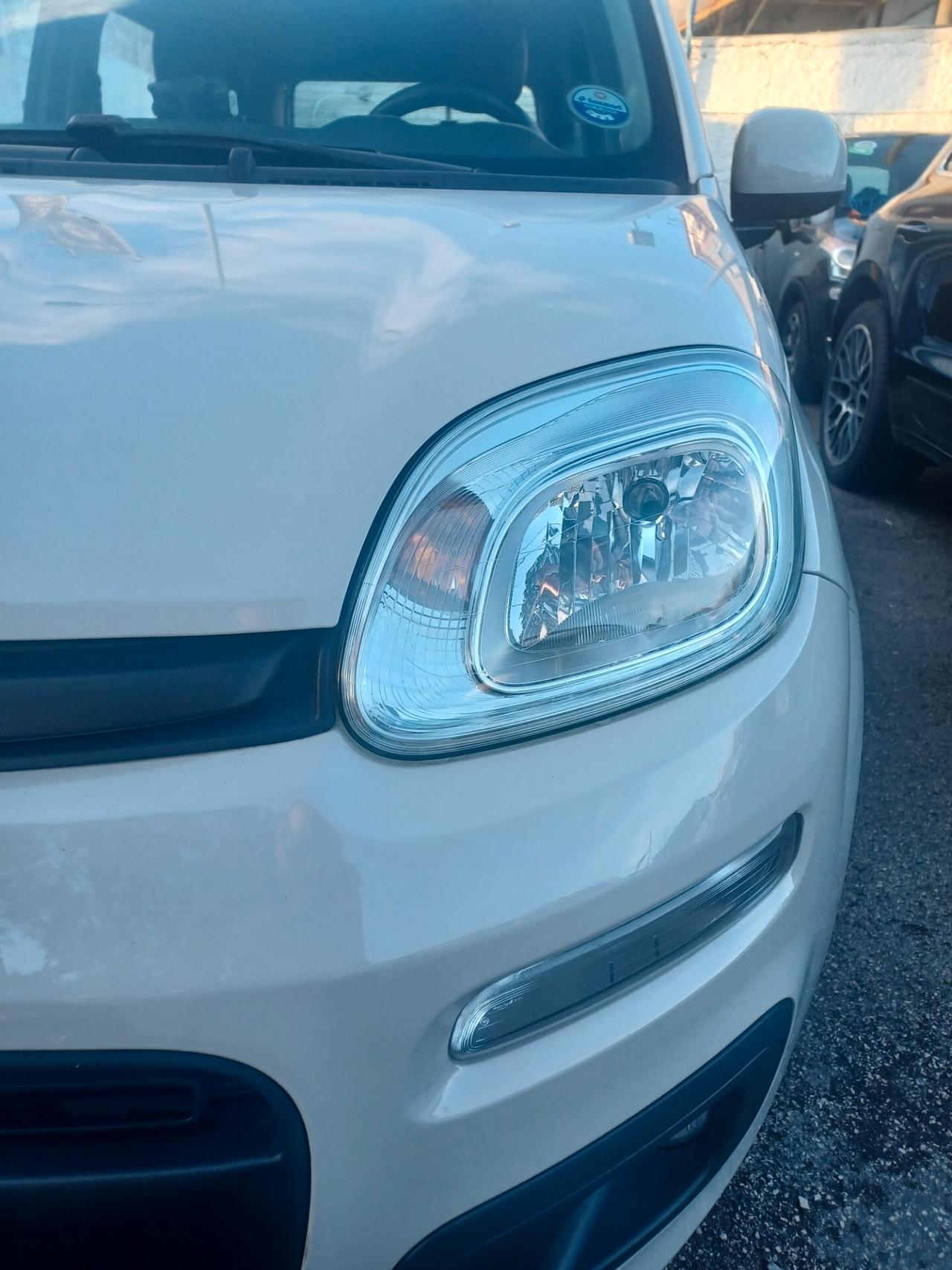 Fiat Panda 1.2 Lounge EURO 6 UNICO PROPRIETARIO