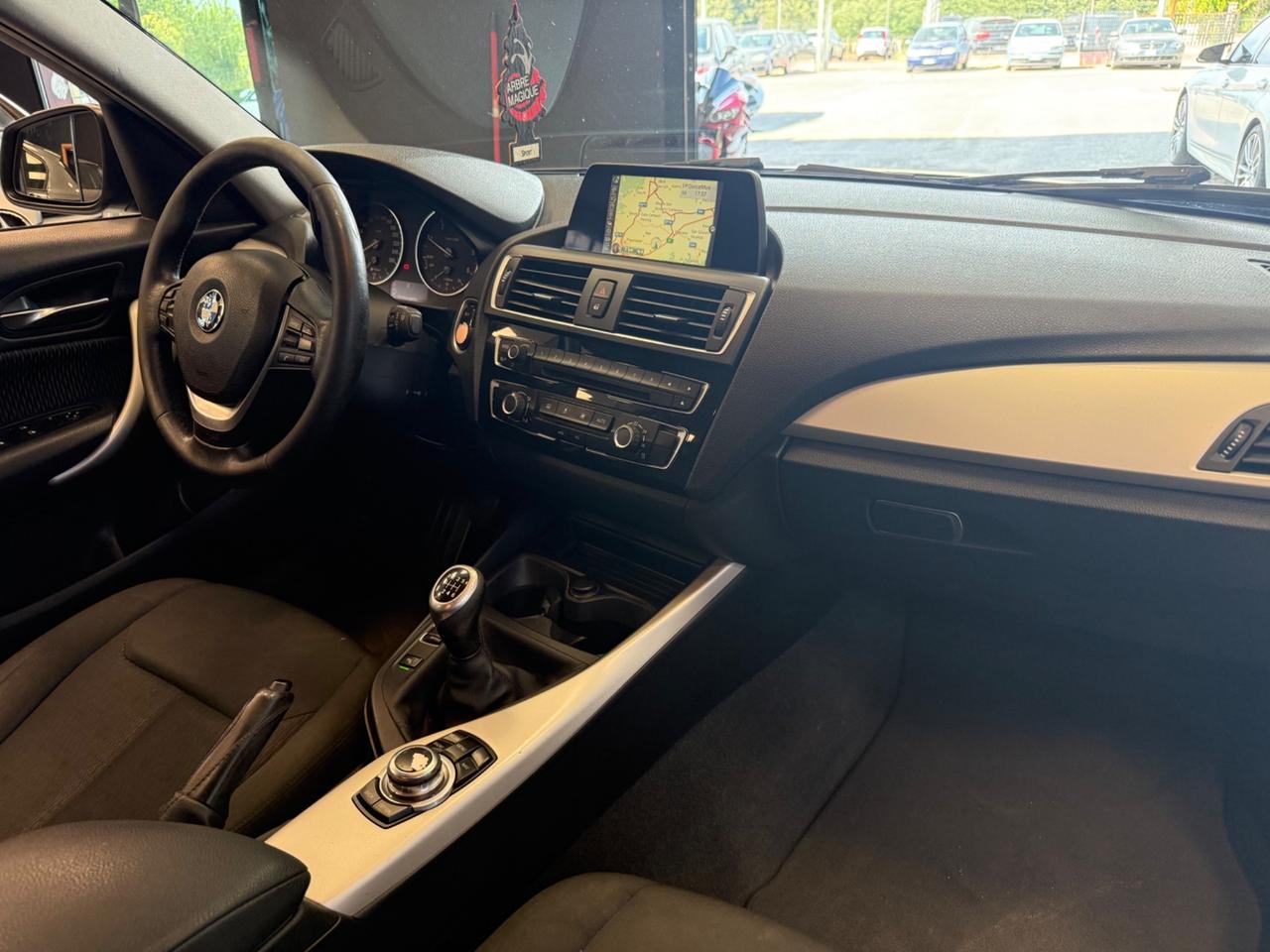 Bmw 116d 5p. Urban 2017