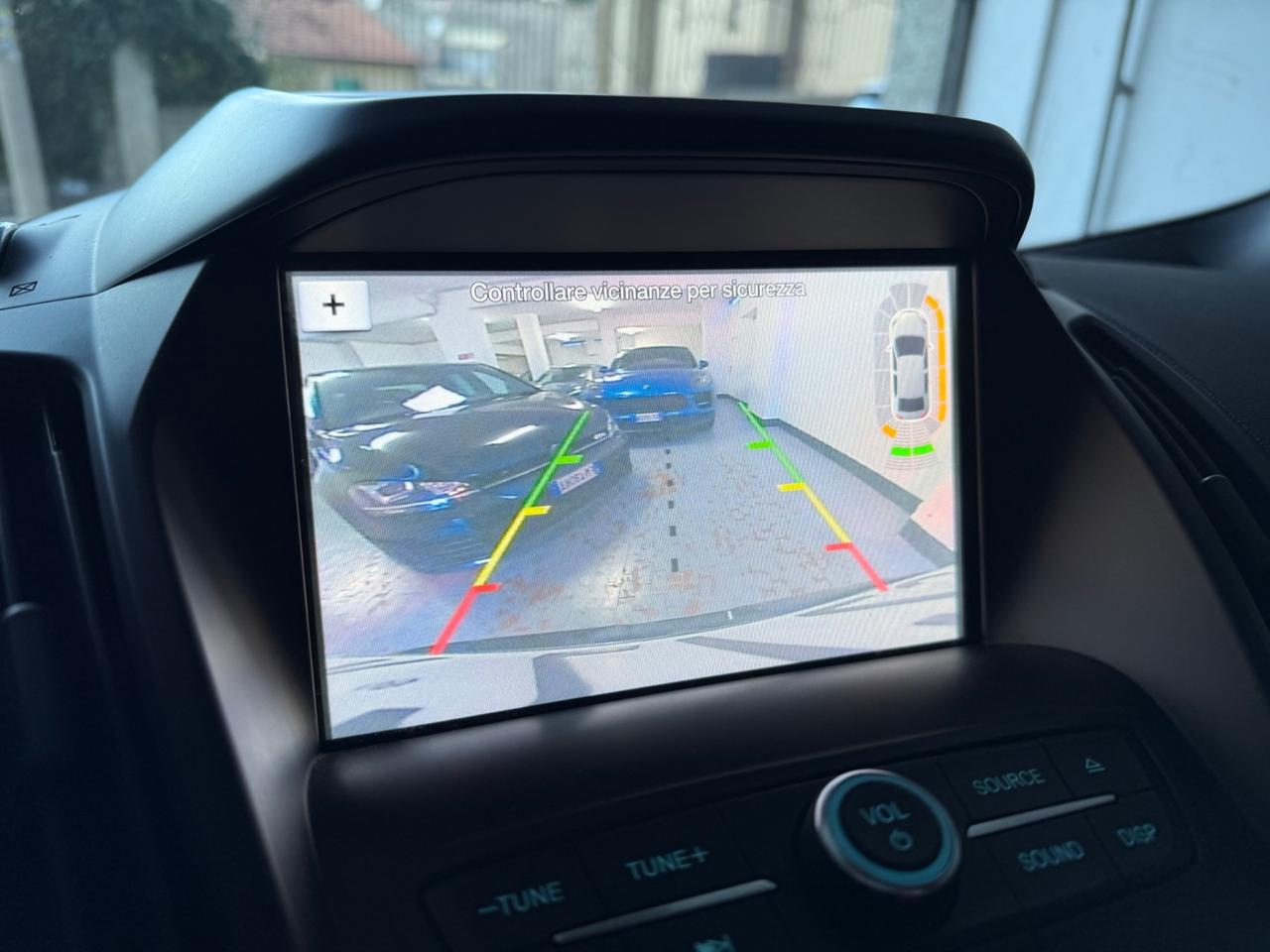 Ford Kuga 2.0 TDCI 150 CV S&S 4WD Powershift ST-Line Business