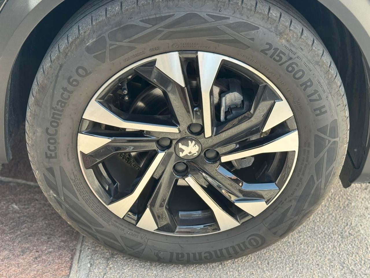 Peugeot 2008 Allure 100cv