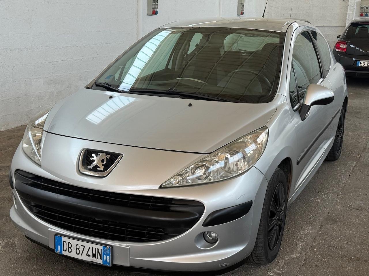Peugeot 207 1.4 88CV 3p. XS