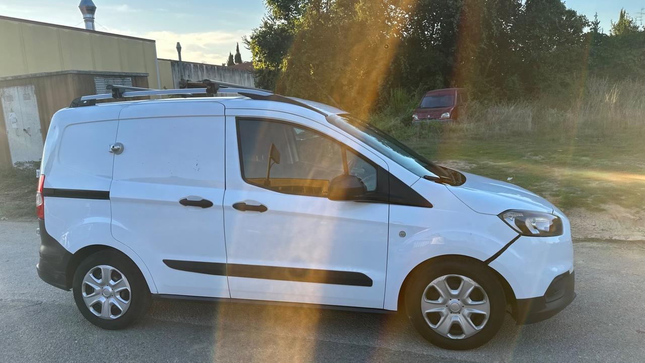 Ford Transit Courier 1.5 TDCi 100CV Van Trend