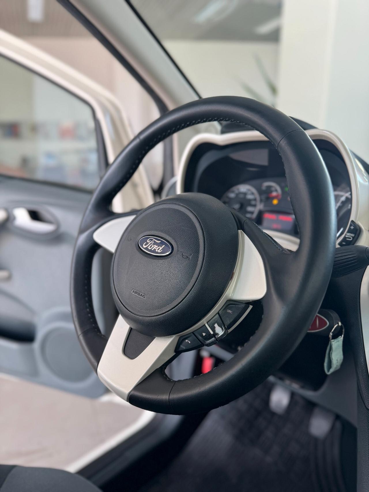 Ford Ka Ka+ 1.2 8V 69CV Titanium