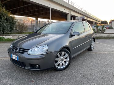 Volkswagen Golf 1.9 TDI 4mot. 3p. Comfortline