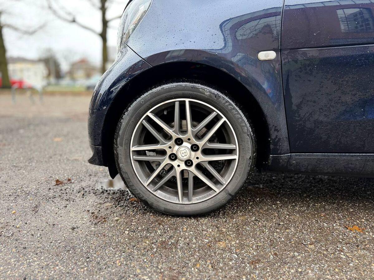 Smart Fortwo 0.9 t Brabus Xclusive 109cv twinamic