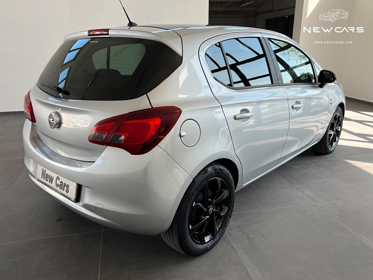 Opel Corsa 1.2 5 porte 120 Anniversary