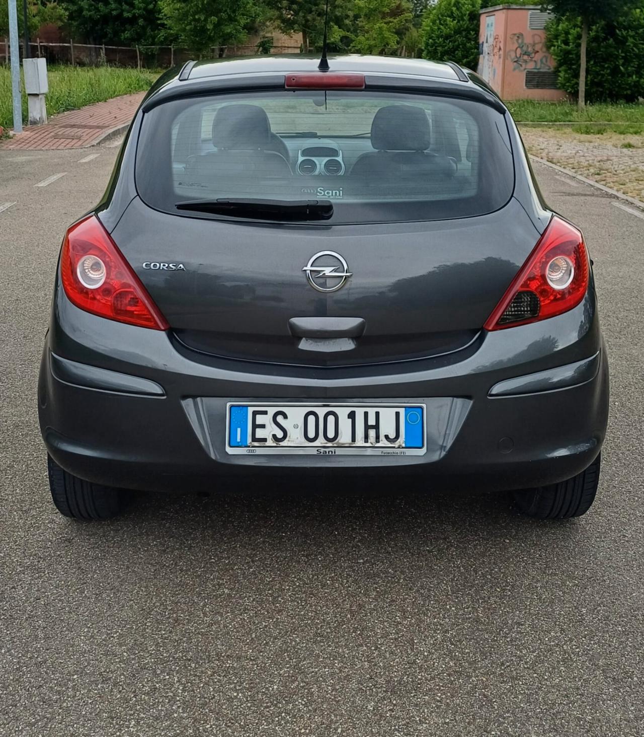Opel Corsa 1.2 85CV 3 porte GPL-TECH b-color