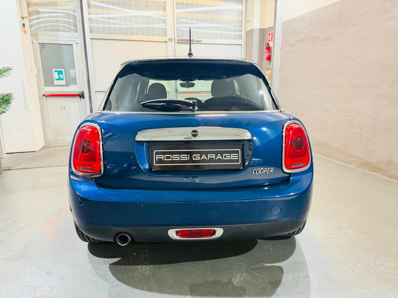 MINI 1.5 COOPER 5 PORTE