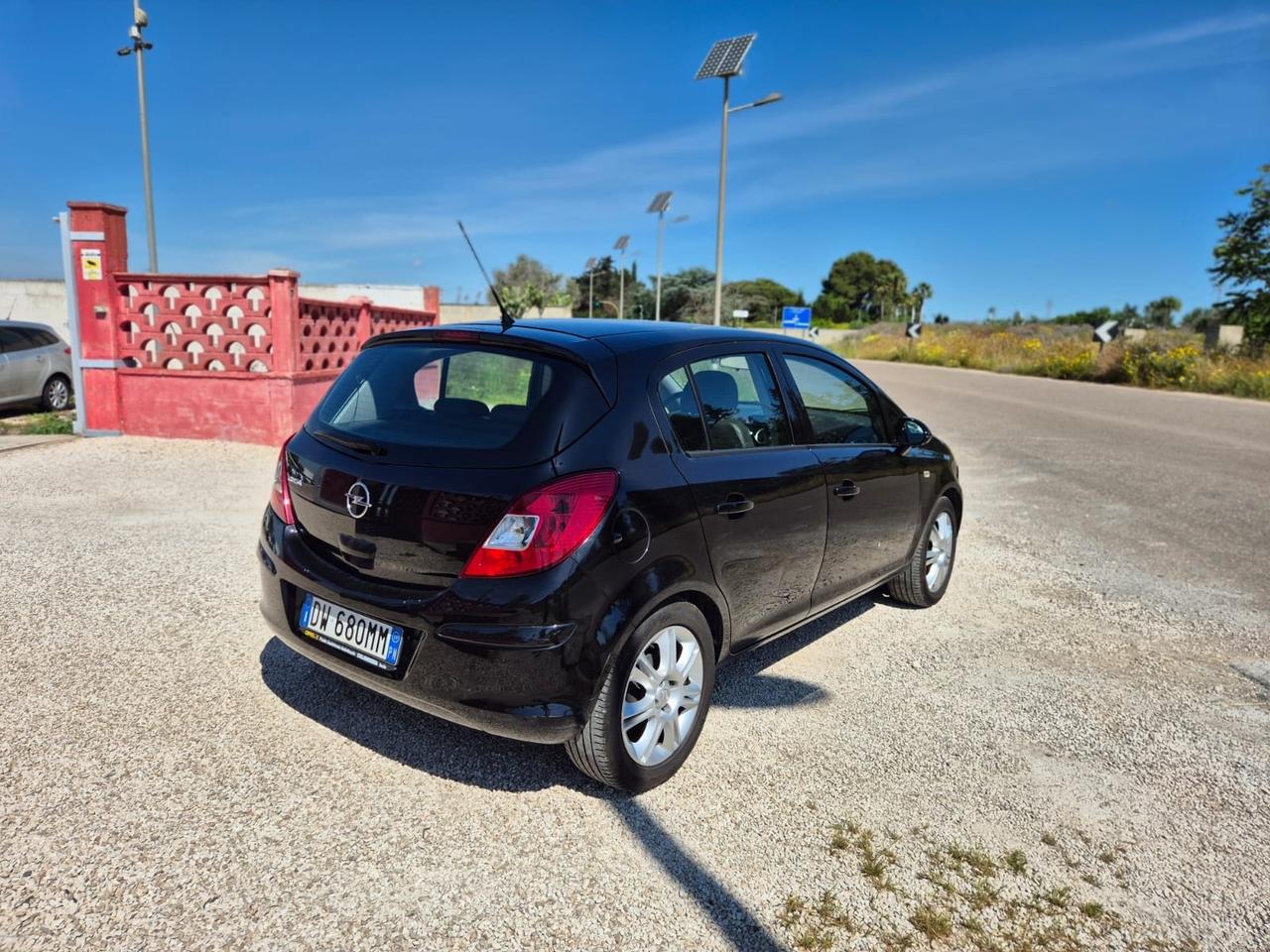 Opel Corsa 1.0 12V 5 porte Club
