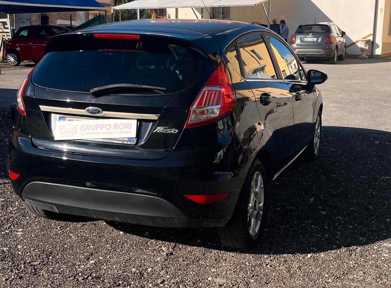 Ford Fiesta Plus 1.5 TDCi 75CV 5 porte