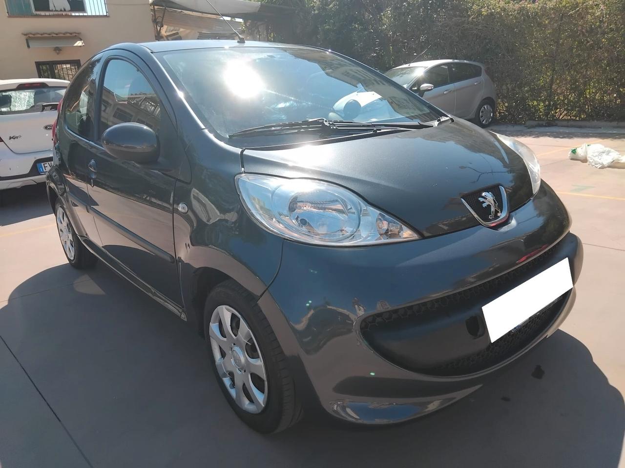 PEUGEOT 107 5 PORTE CLIMA GARANZIA 12 MESI