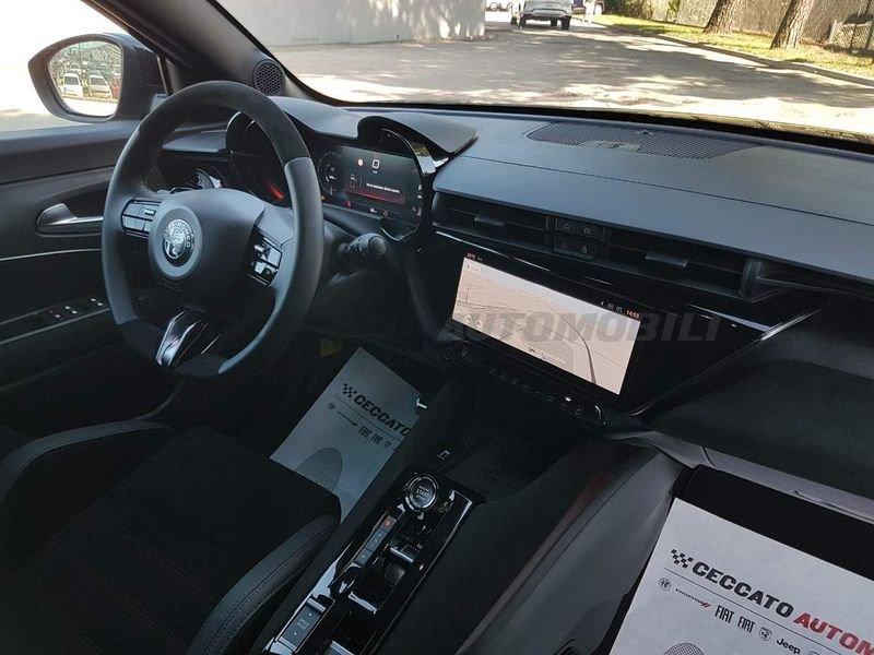 Alfa Romeo Junior Junior 1.2 ibrida Q4 145cv edct6