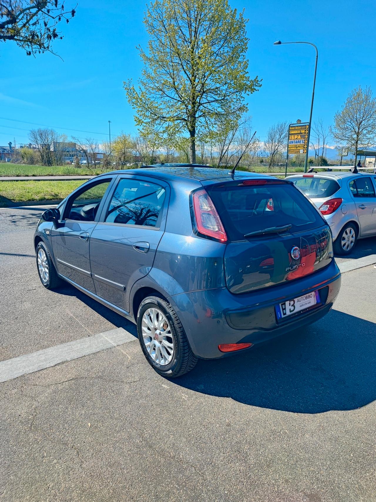 Fiat Punto Evo 1.4 5 porte Dynamic GPL