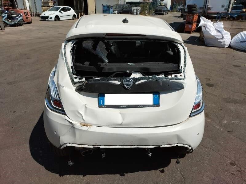 Lancia Ypsilon 1.2 69 CV 5 porte S&S Platinum
