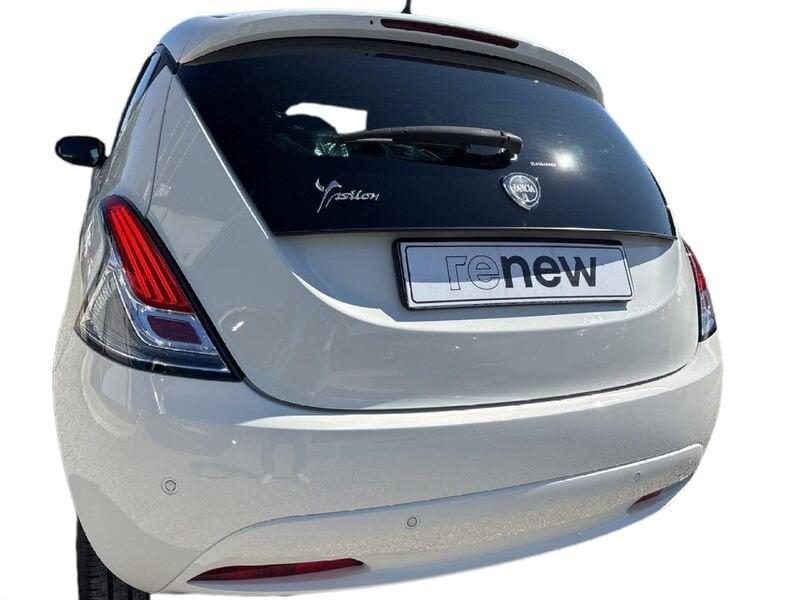 Lancia Ypsilon 1.2 69 CV 5 porte GPL Gold