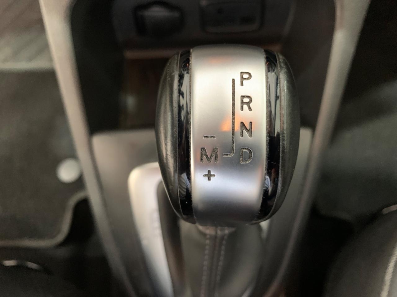Renault Captur dCi 8V 90 CV EDC Sport Edition