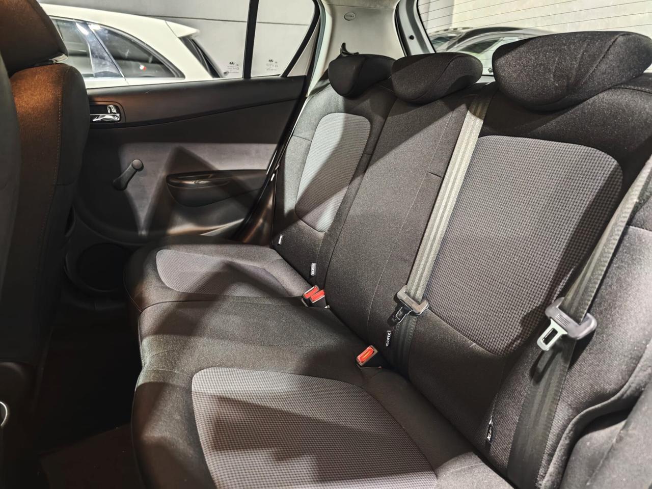 Hyundai i20 Benzina Neopatentati