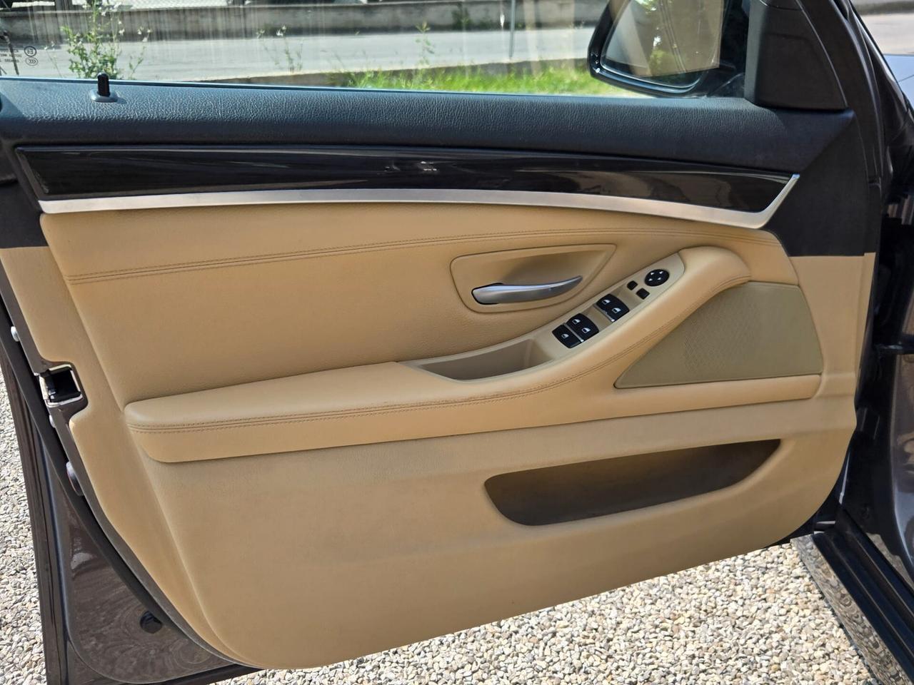 Bmw 530d xDrive 258CV Touring Luxury