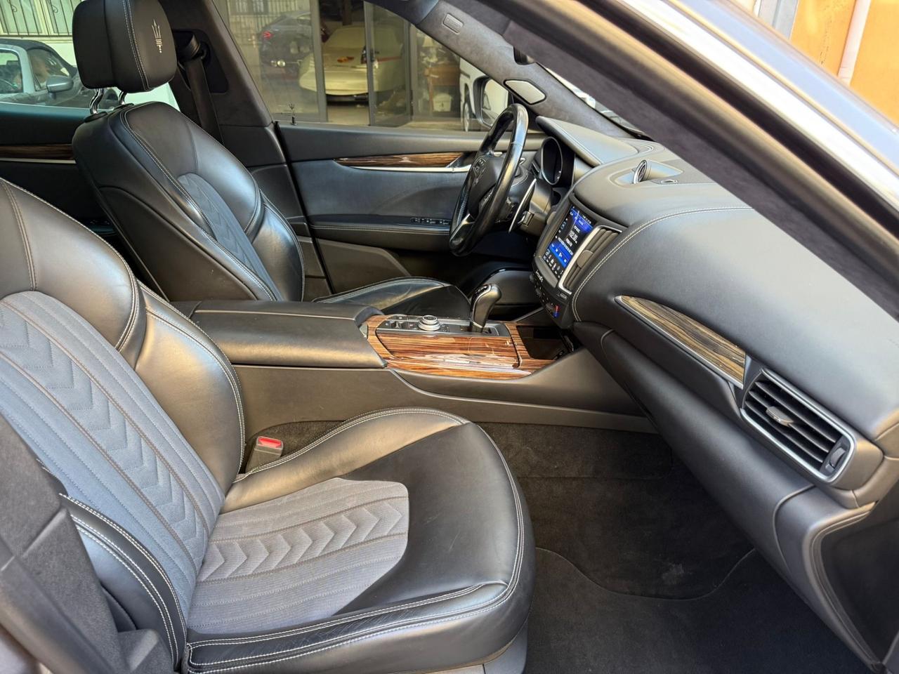 Maserati Levante V6 Diesel 275 CV AWD Granlusso