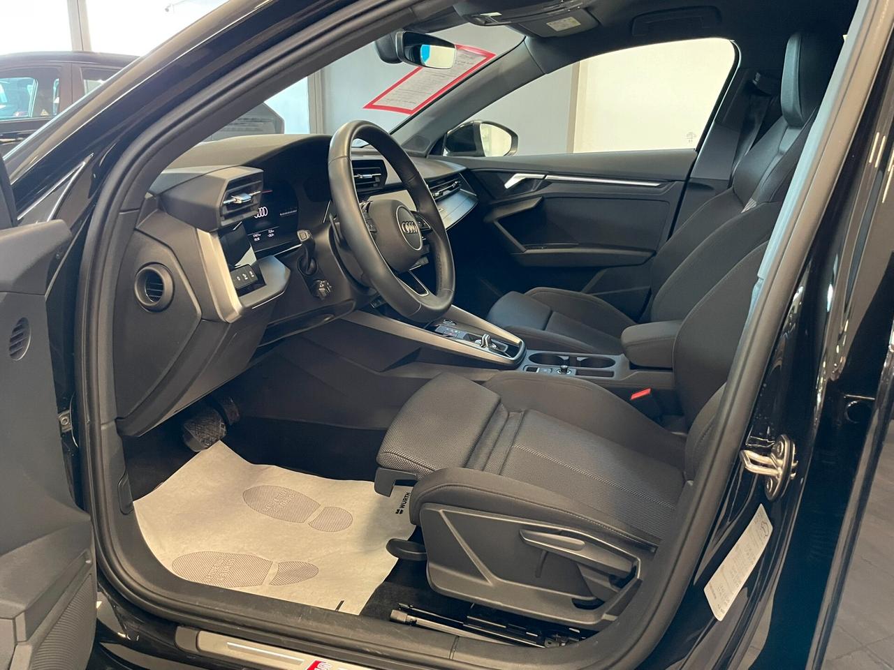 Audi A3 Sedan 2.0 TDI 150cv S tronic S line edition