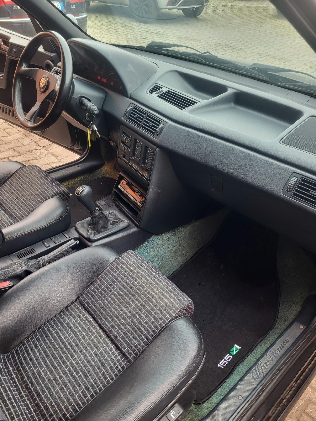 Alfa Romeo 155 2.0i turbo 16V cat Q4