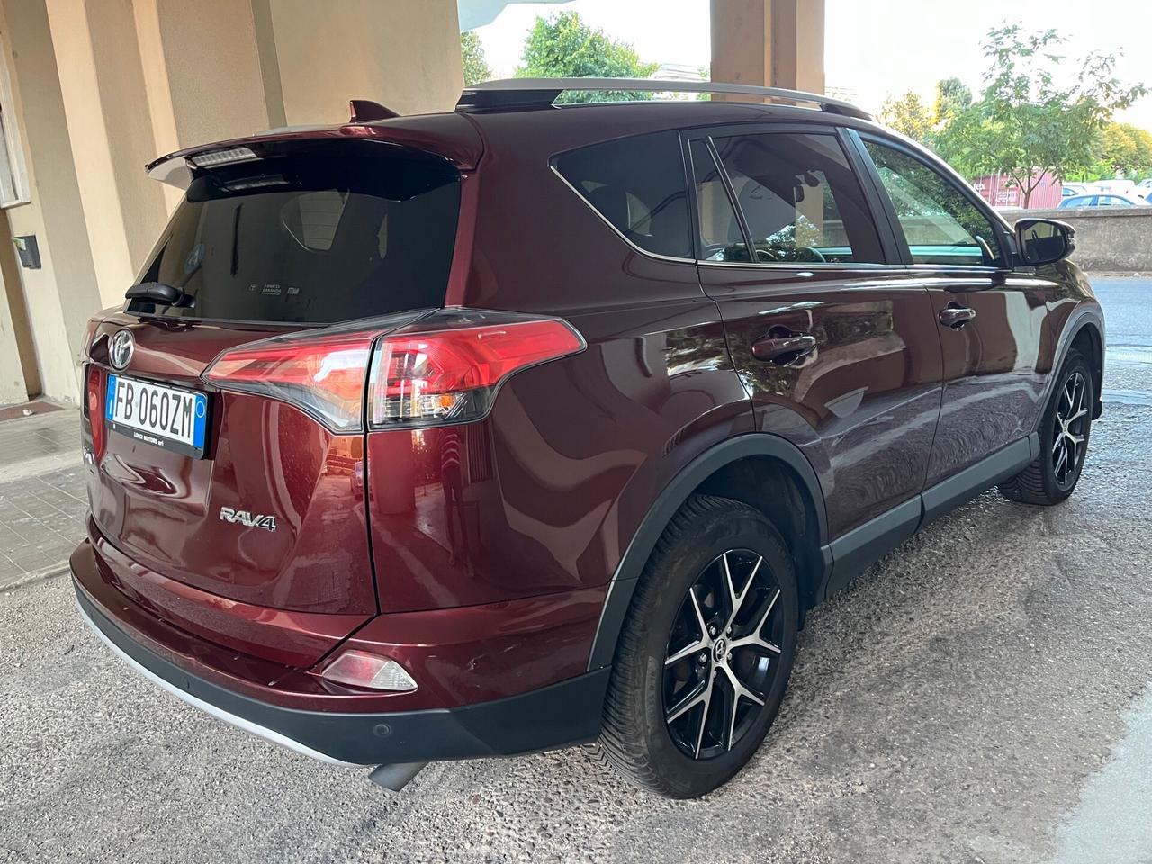 Toyota RAV 4 RAV4 2.0 D-4D 2WD Style