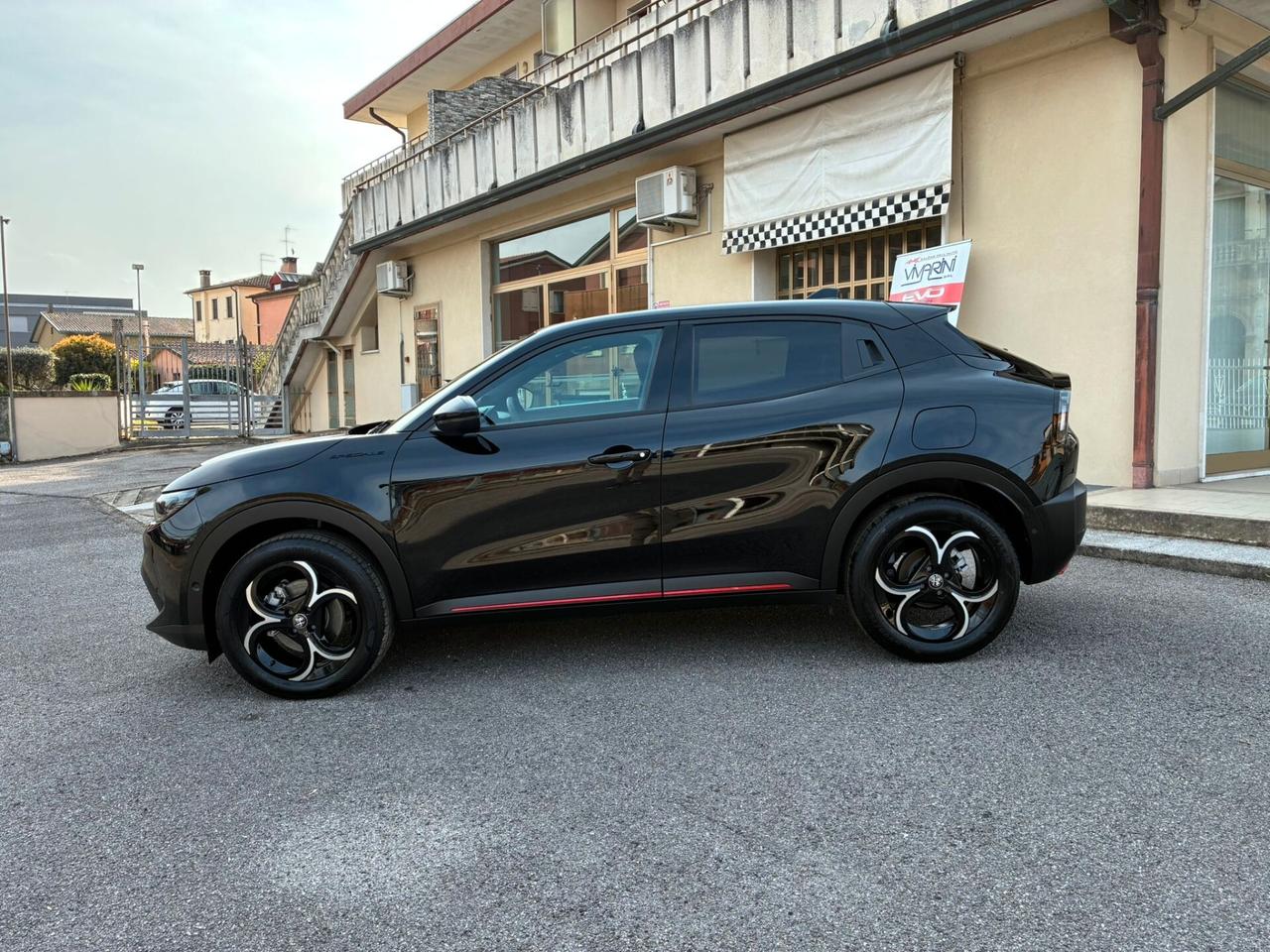 Alfa Romeo Junior 1.2 145 CV Hybrid Speciale TECHNO