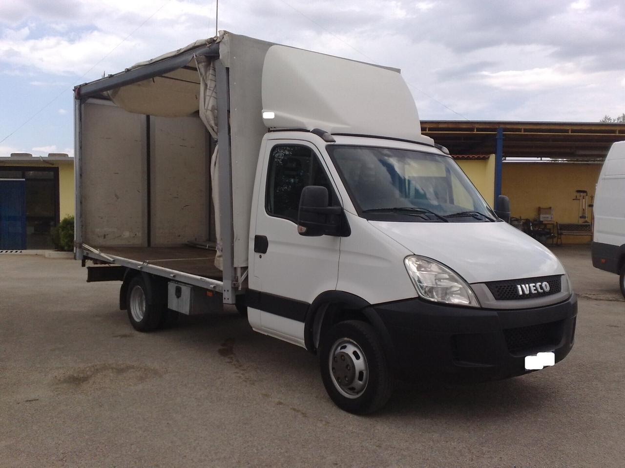 Iveco Daily 35c17 3000cc CENTINATO - 2011