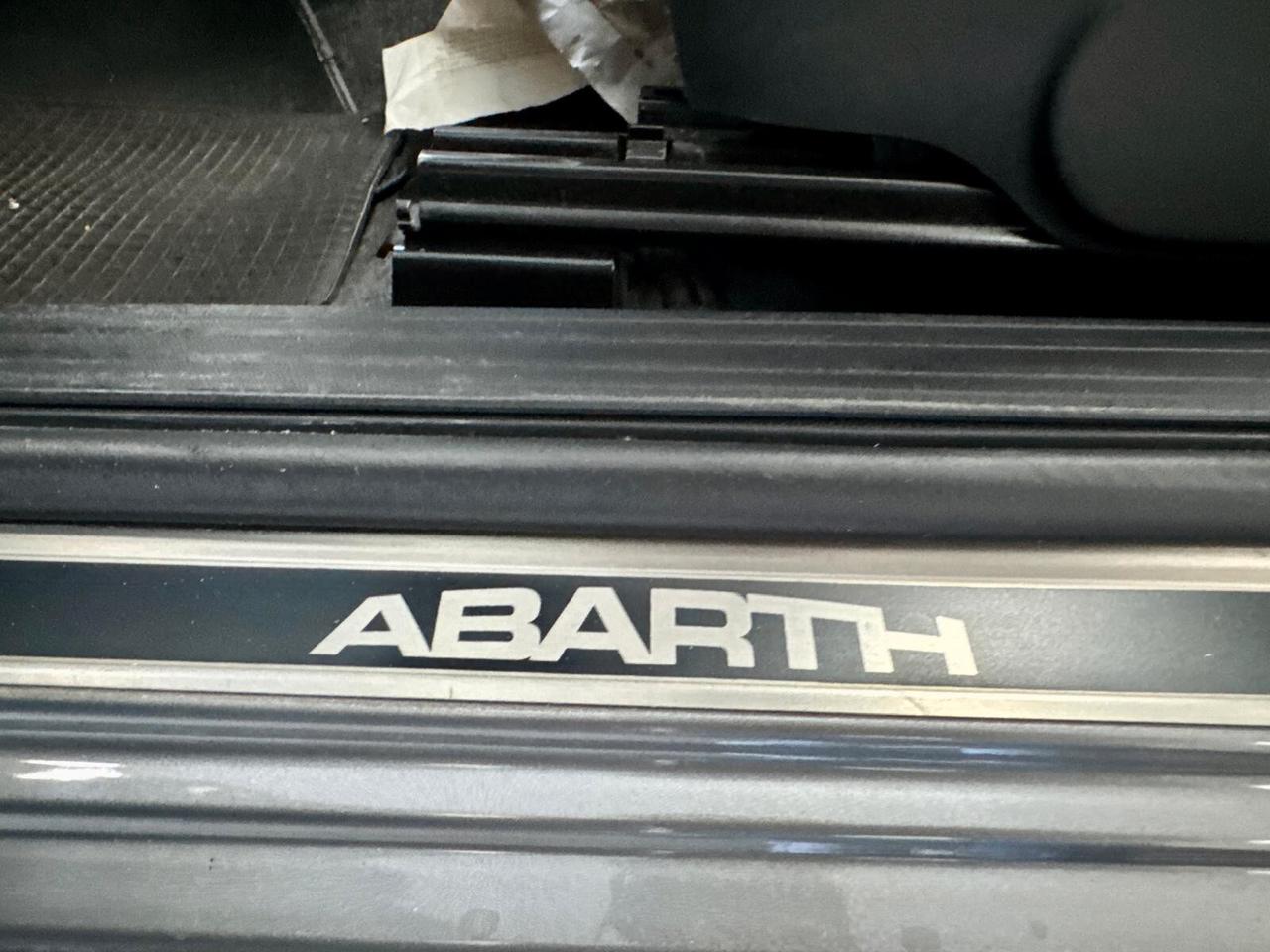 Abarth 500C 1.4 T-Jet MTA 2013