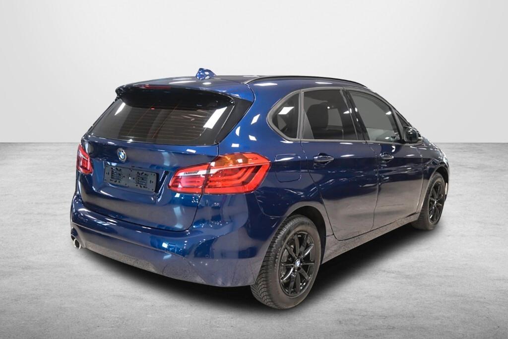 BMW 216D ACTIVE TOURER 116CV STEPTRONIC BUSINESS ADVANTAGE ( FARI LED - PELLE - CRUISE - NAVI - PARK ASSISTANT - TELECAMERA POST. )