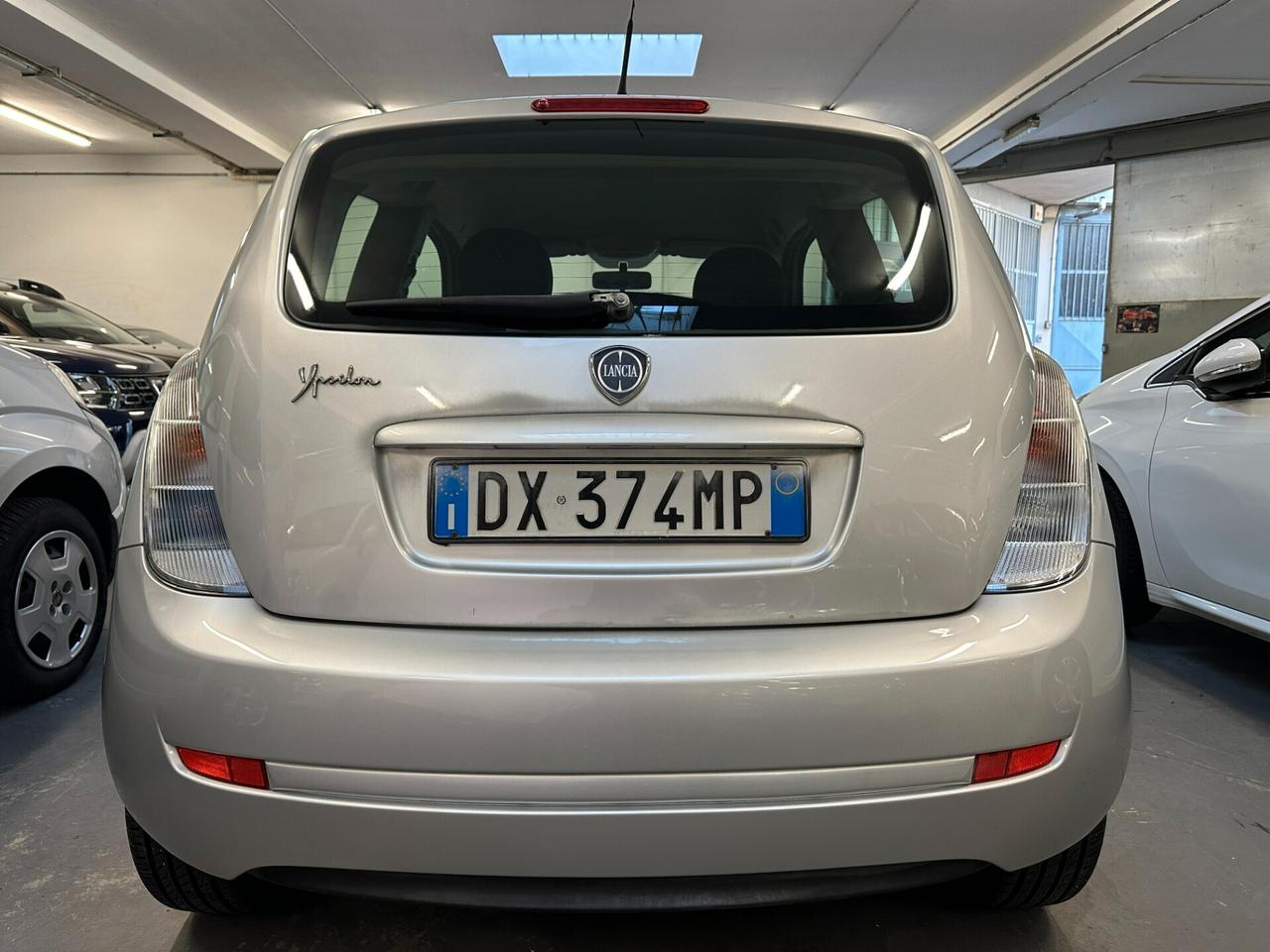 Lancia Ypsilon 1.4 Platino Ecochic GPL