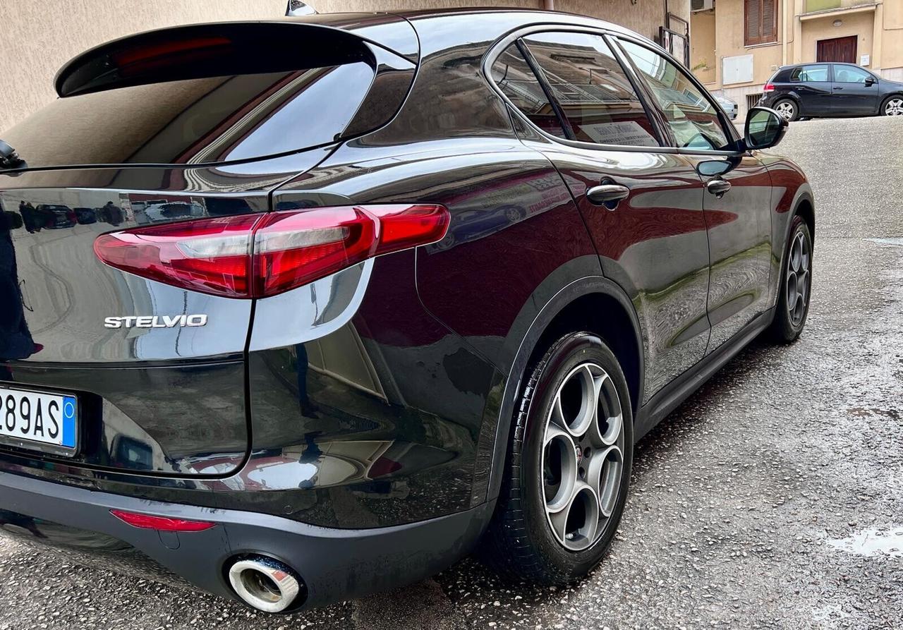 Alfa Romeo Stelvio 2.2 Turbodiesel