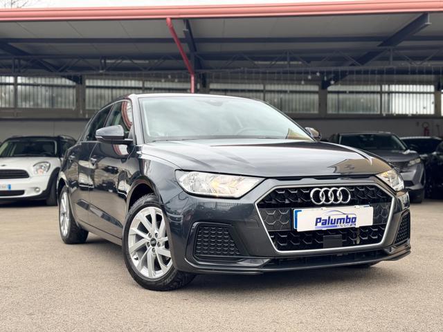 AUDI A1 SPB 25 TFSI S tronic Admired cock pit