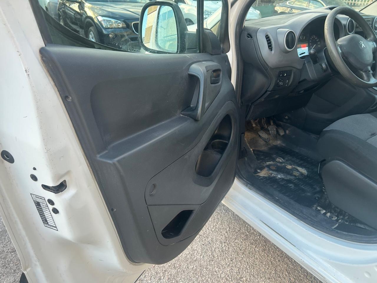 Peugeot Partner BlueHDi 3 Posti Euro6