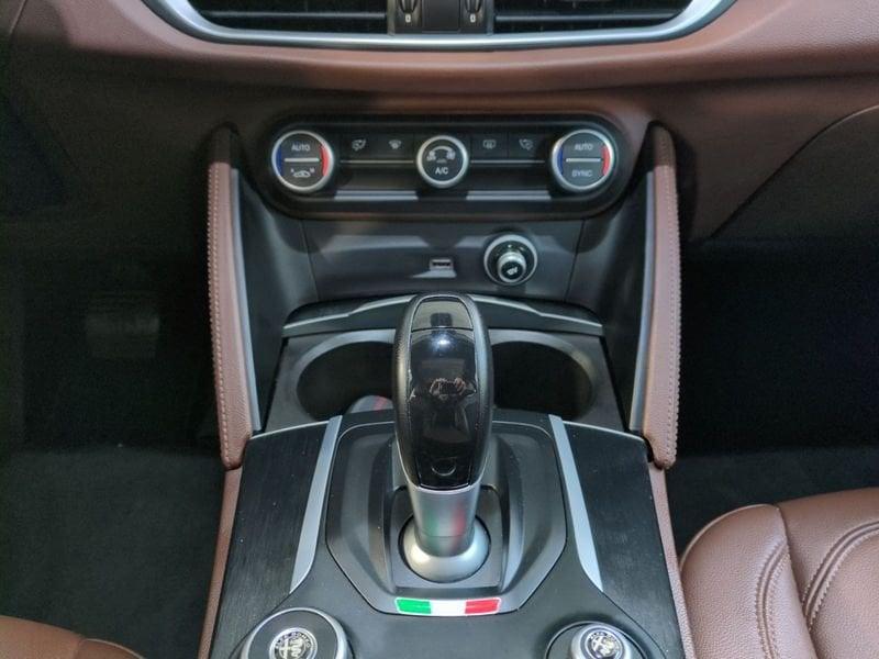 Alfa Romeo Stelvio 2.2 Turbo Diesel 210CV AT8 Q4 B-Tech