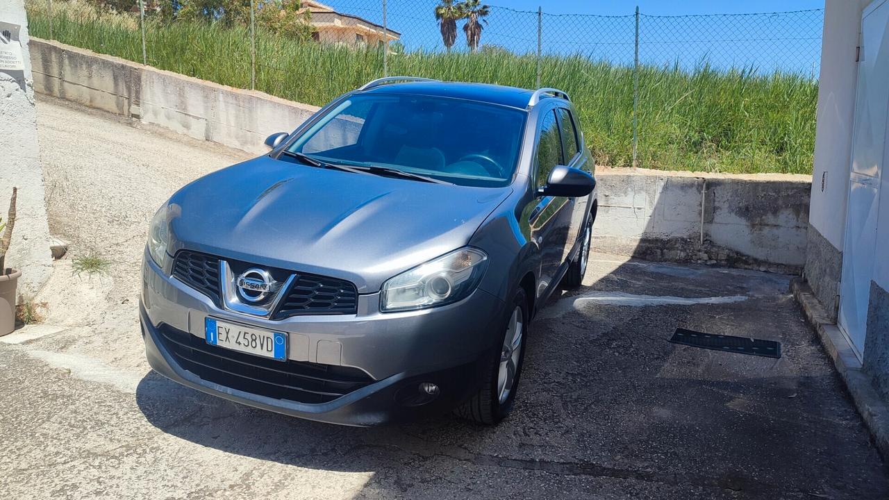NISSAN QASHQAI - 7 POSTI - TETTO PANORAMICO