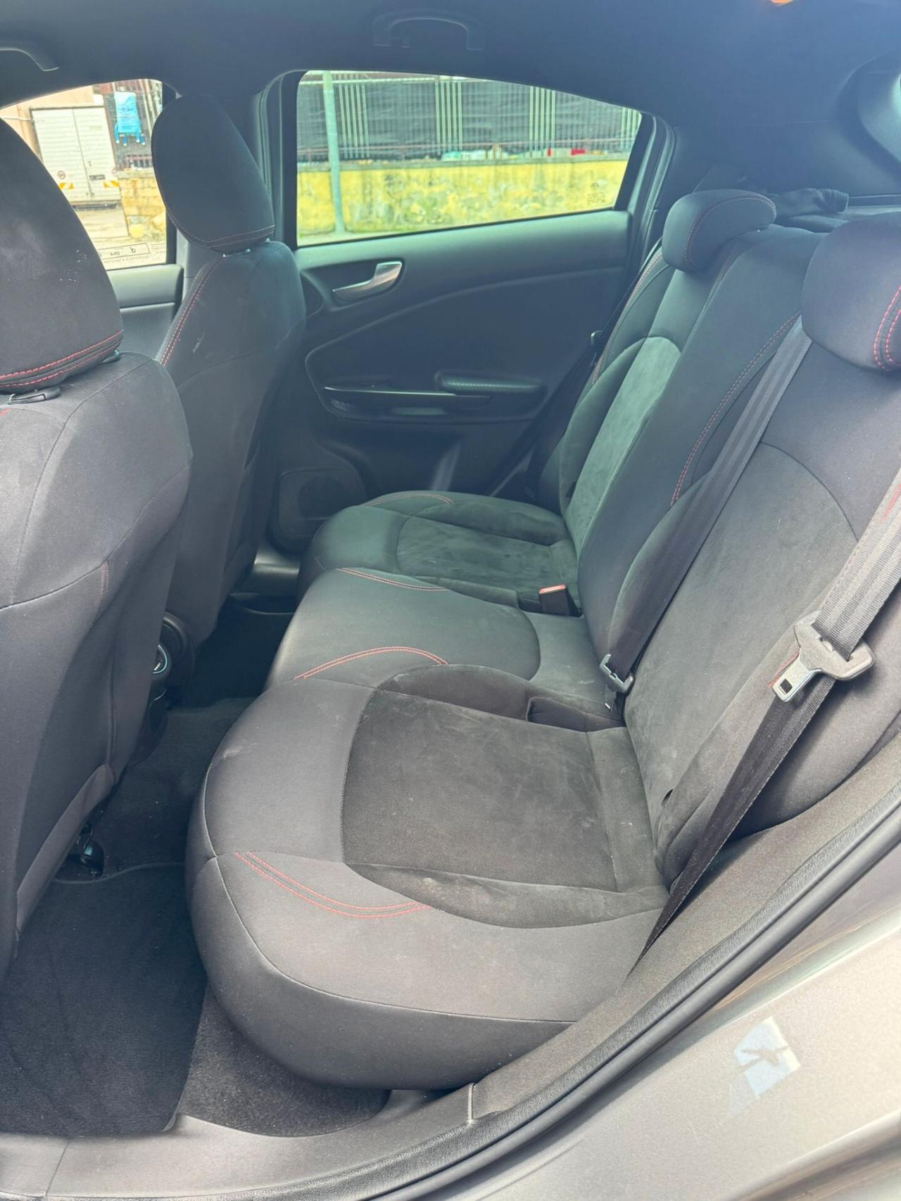 Alfa Romeo Giulietta 1.6 JTDm-2 120 CV Sprint