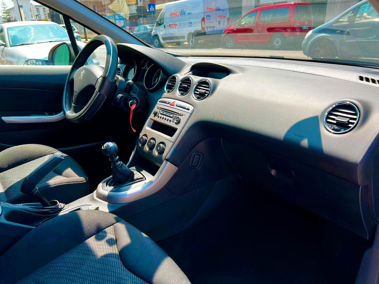 Peugeot 308 1.6 8V e-HDi 112CV Stop&Start SW Sport