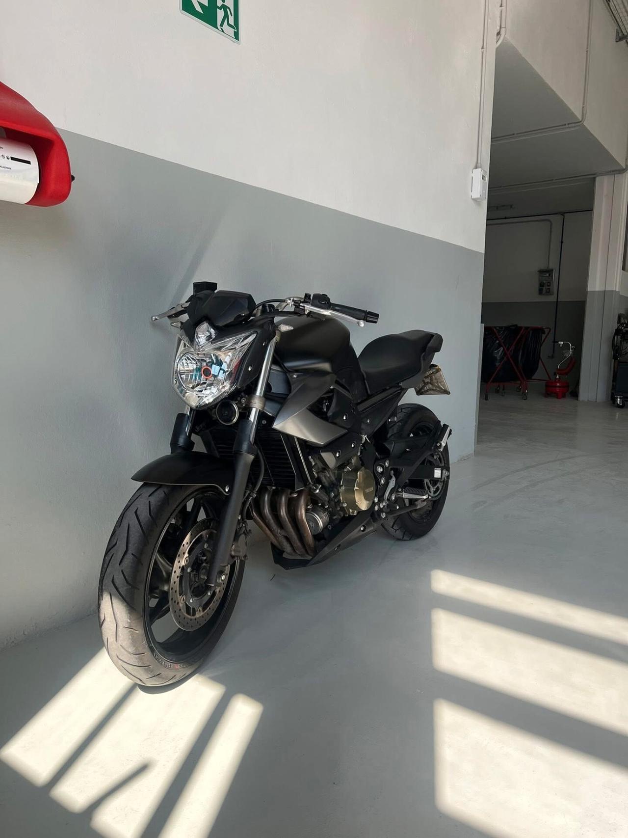 Yamaha XJ 600