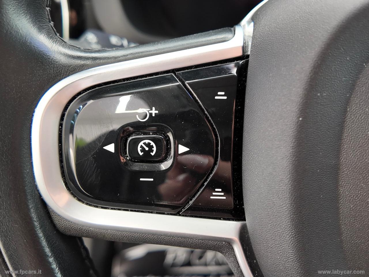 VOLVO XC60 B4