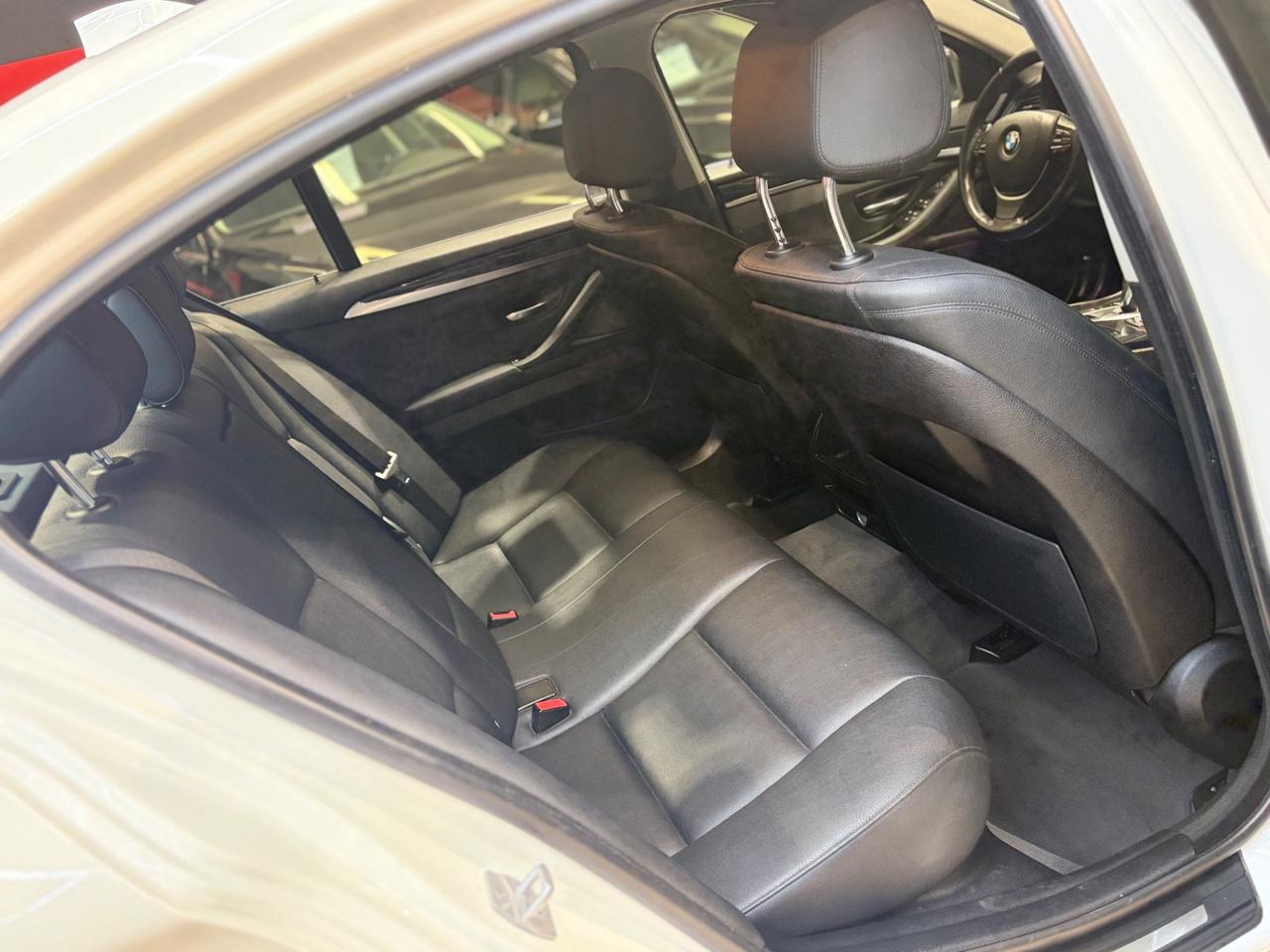 Bmw 520xDrive Touring Luxury SOLO 119.000 KM
