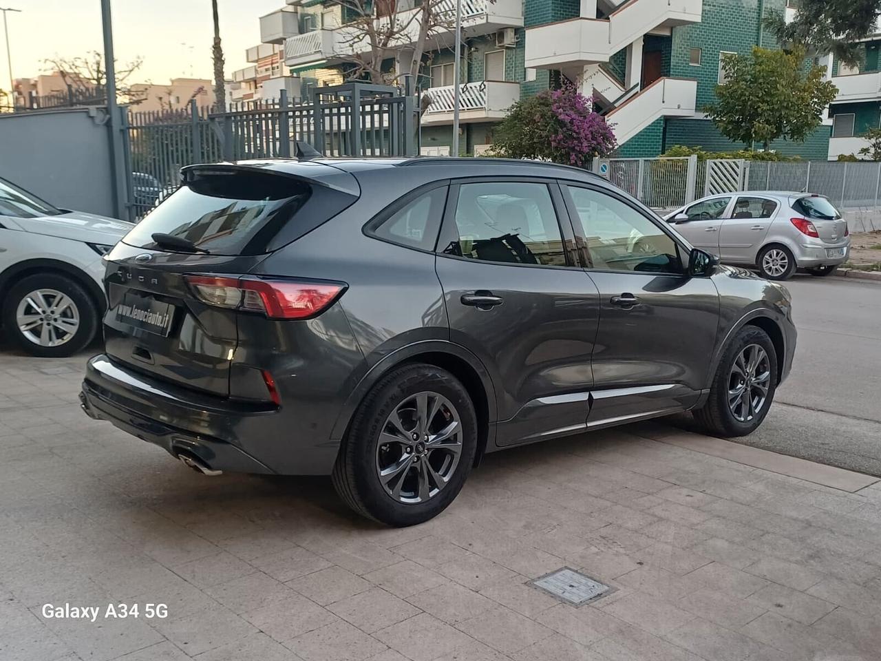 Ford Kuga 1.5 EcoBlue 120 CV aut. 2WD ST-Line