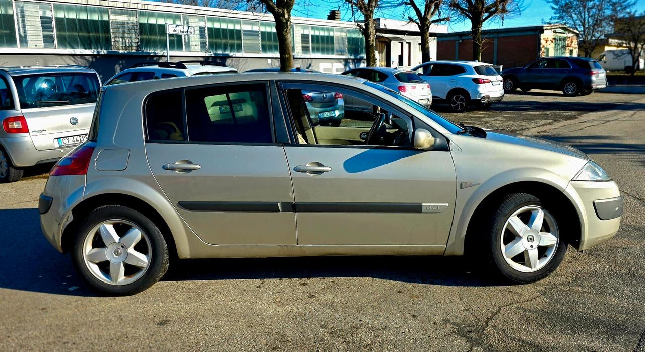 Renault Megane Mégane 1.5 dCi 110CV Dynamique