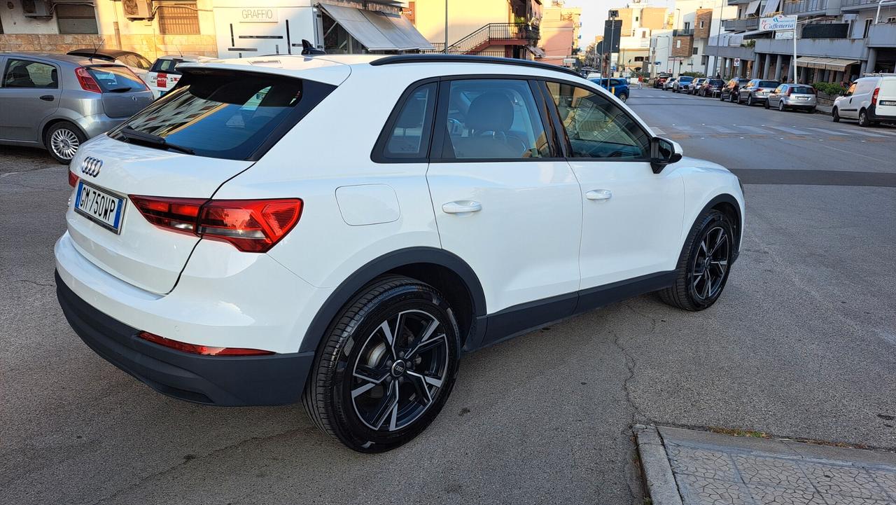 Audi Q3 2.0 Sport S line edition * Full * Garantita 12 Mesi