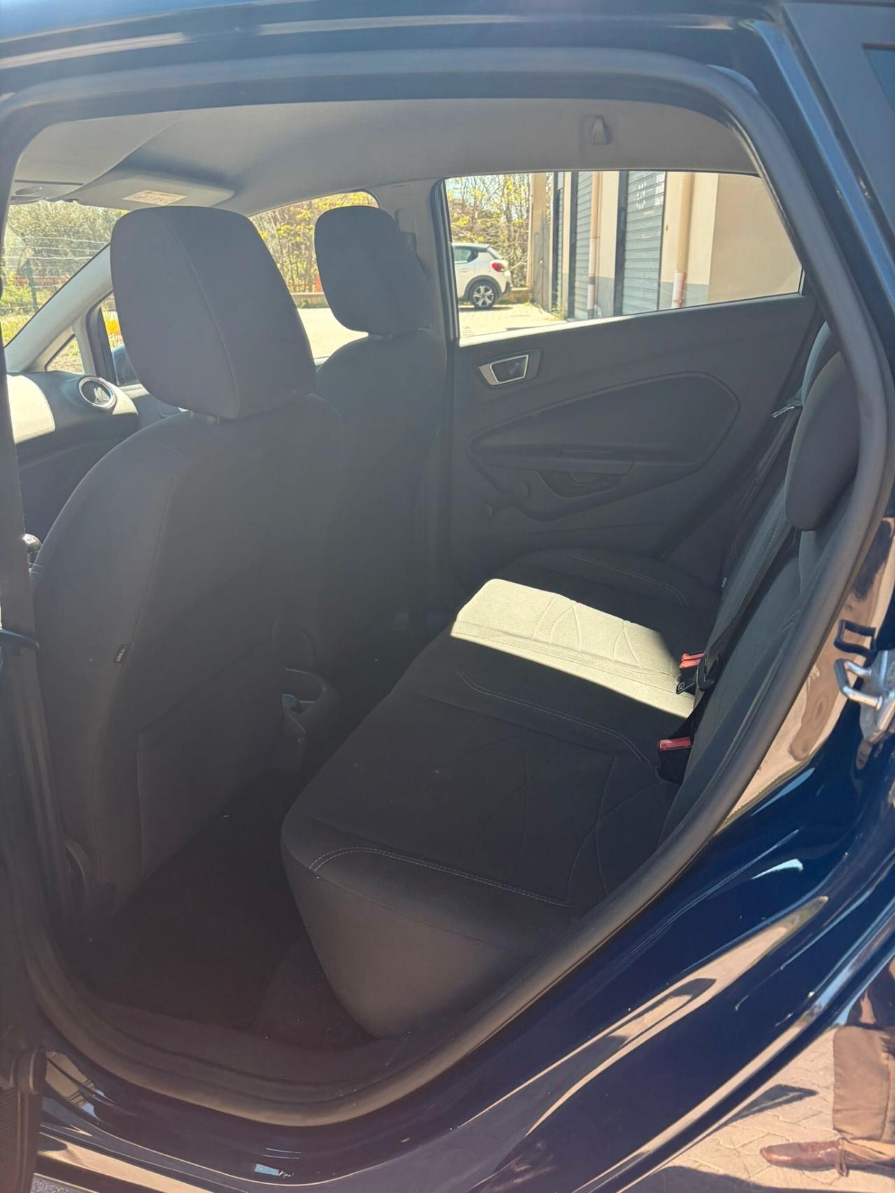 Ford Fiesta 1.5 TDCi 75CV 5 porte Titanium