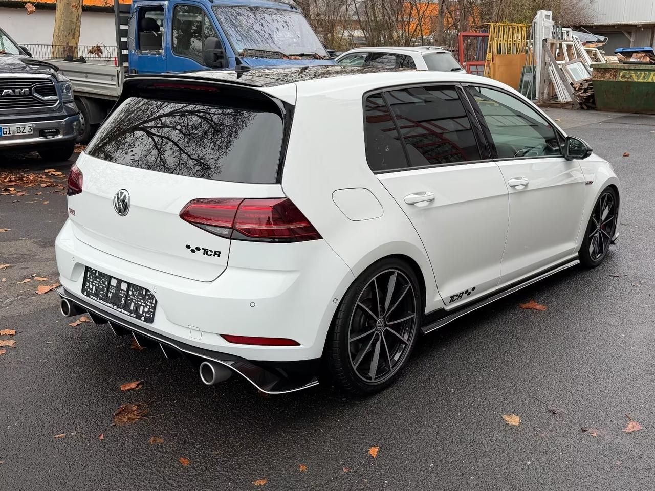 Volkswagen Golf GTI 2.0 TSI TCR DSG 5p. BlueMotion Technology 290 cv