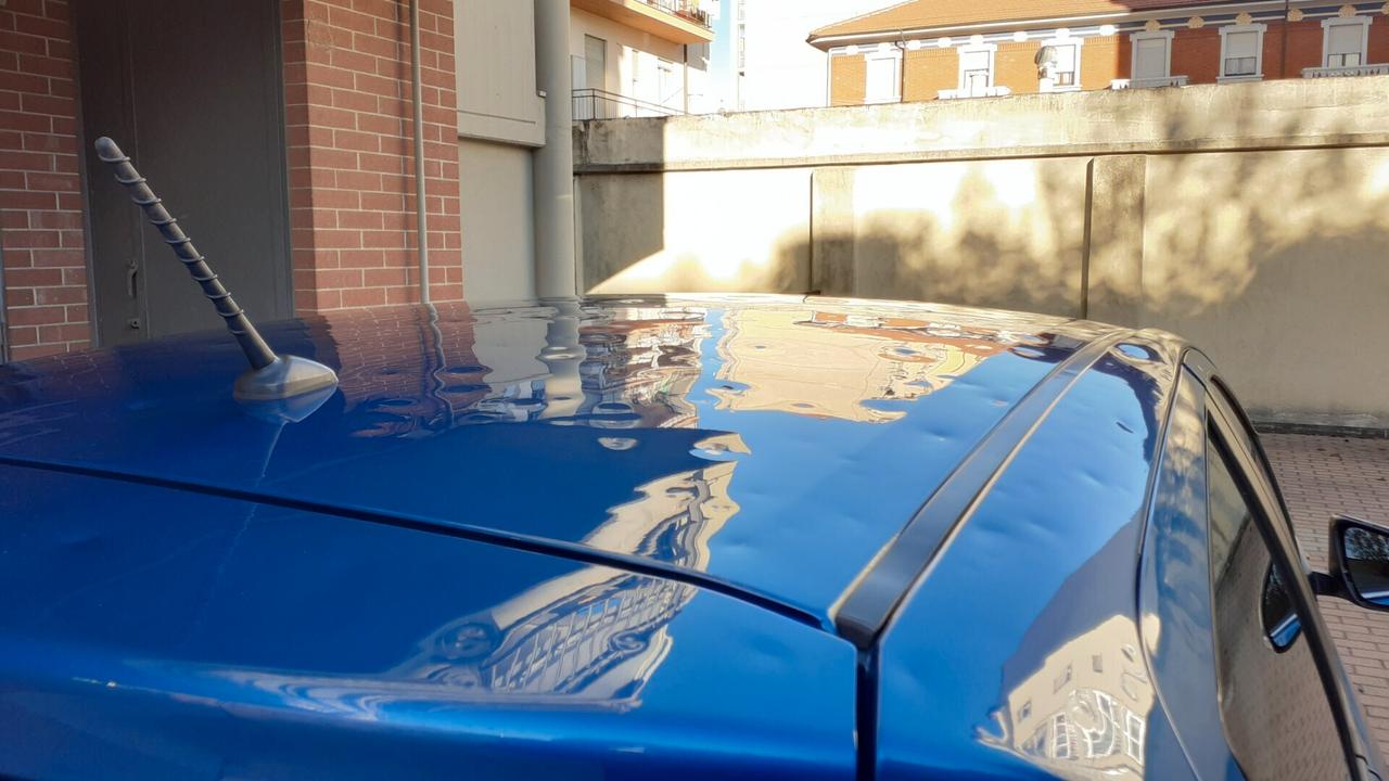 Toyota Yaris 1.0 benzina 5 porte ideale neopatentati